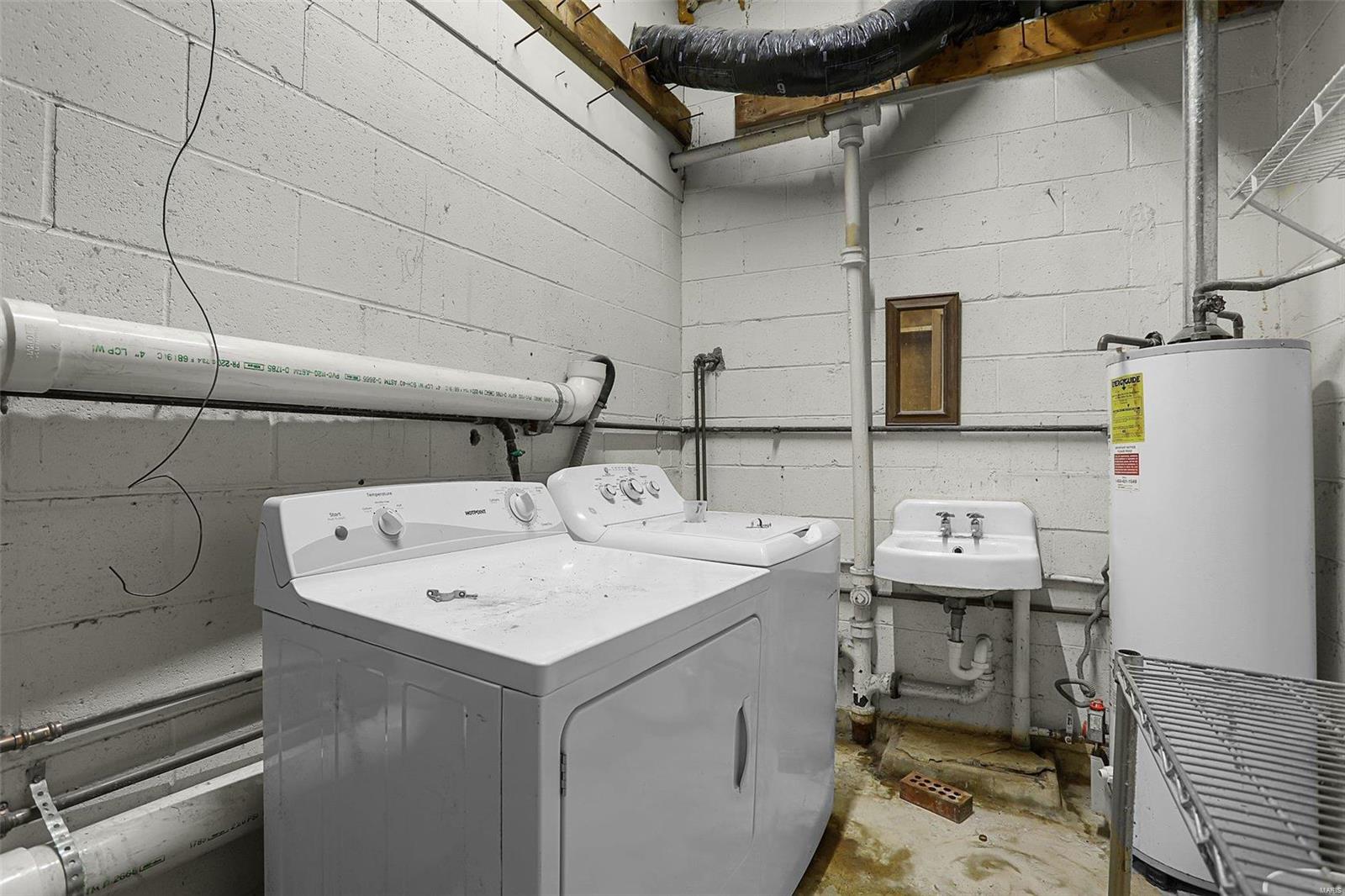 2314 Hickory Street Property Photo 30