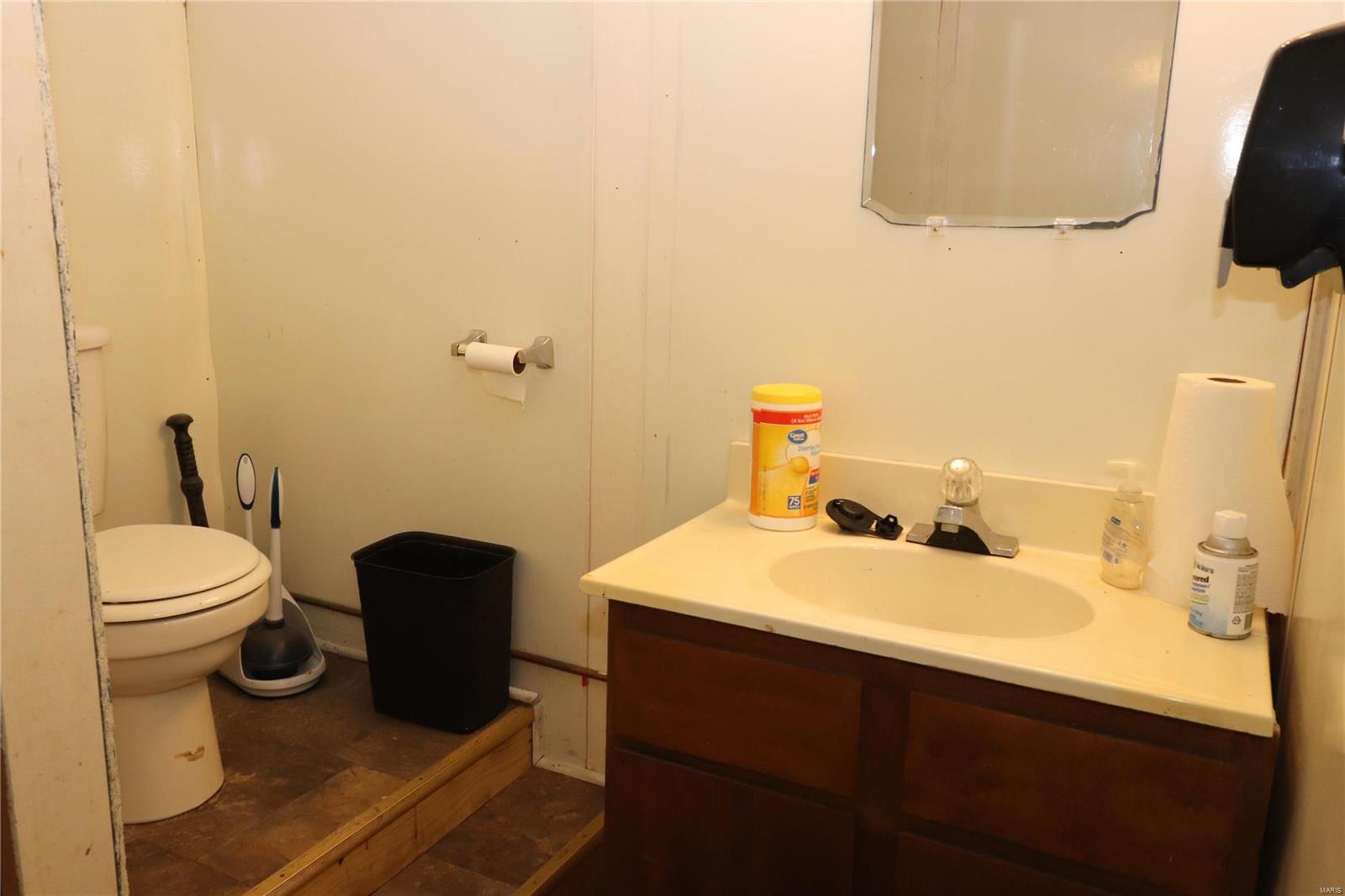 1203 Bus 54 Property Photo 5