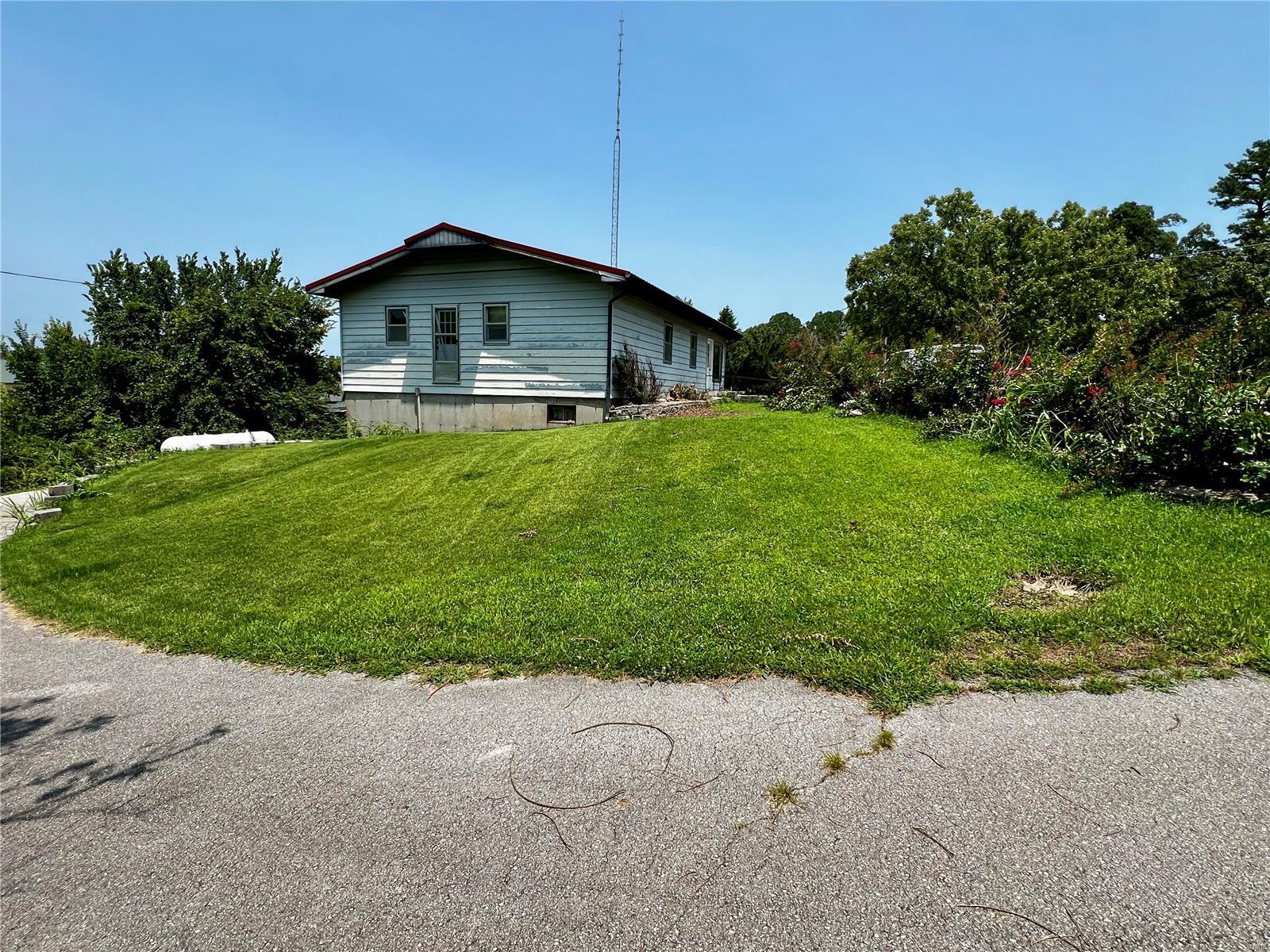 22199 Y Hwy Property Photo 4