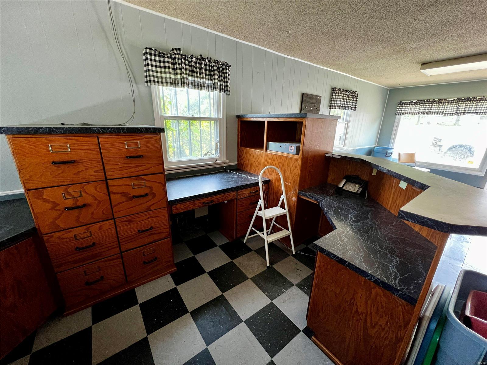 22199 Y Hwy Property Photo 8