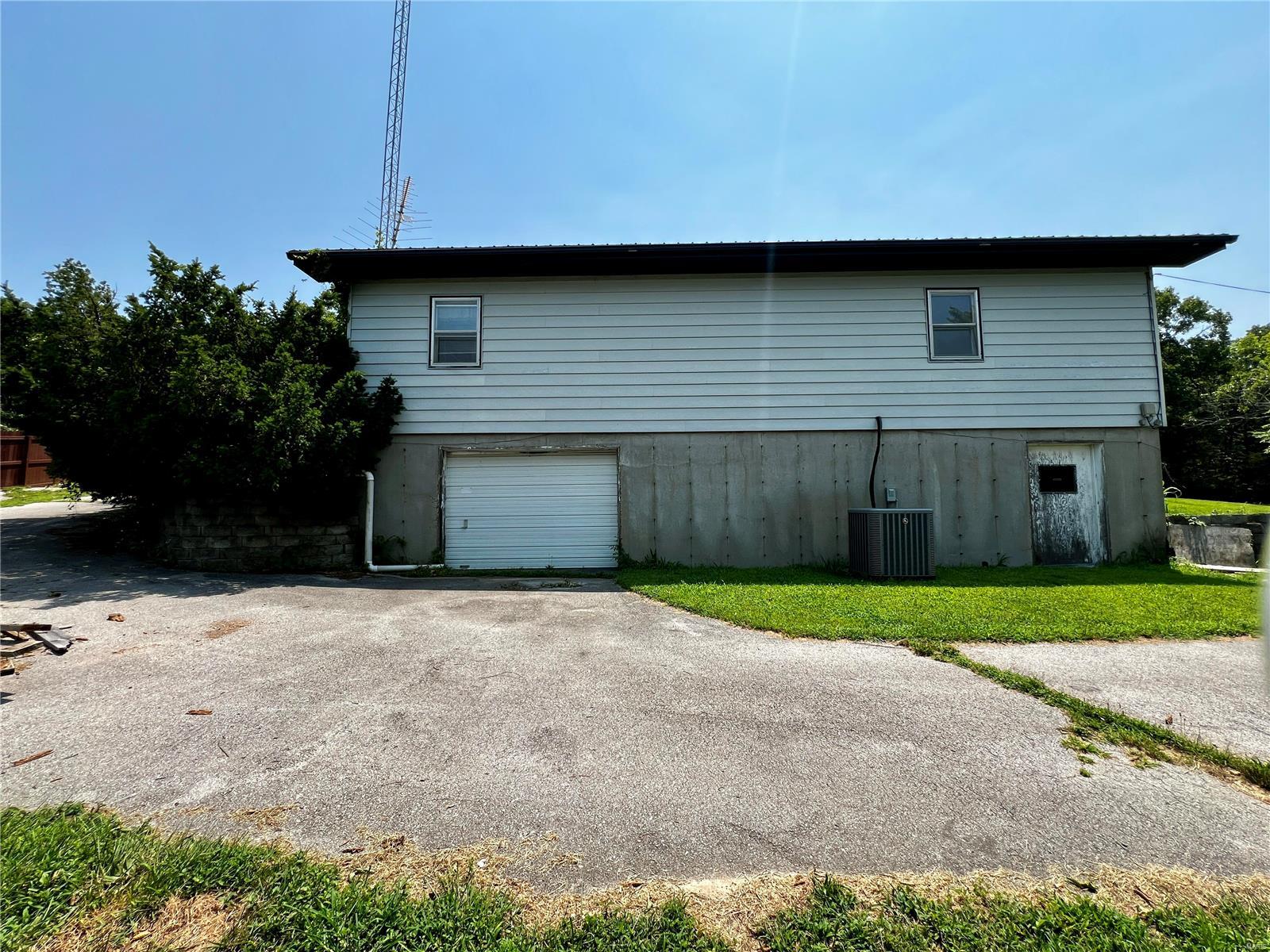 22199 Y Hwy Property Photo 32