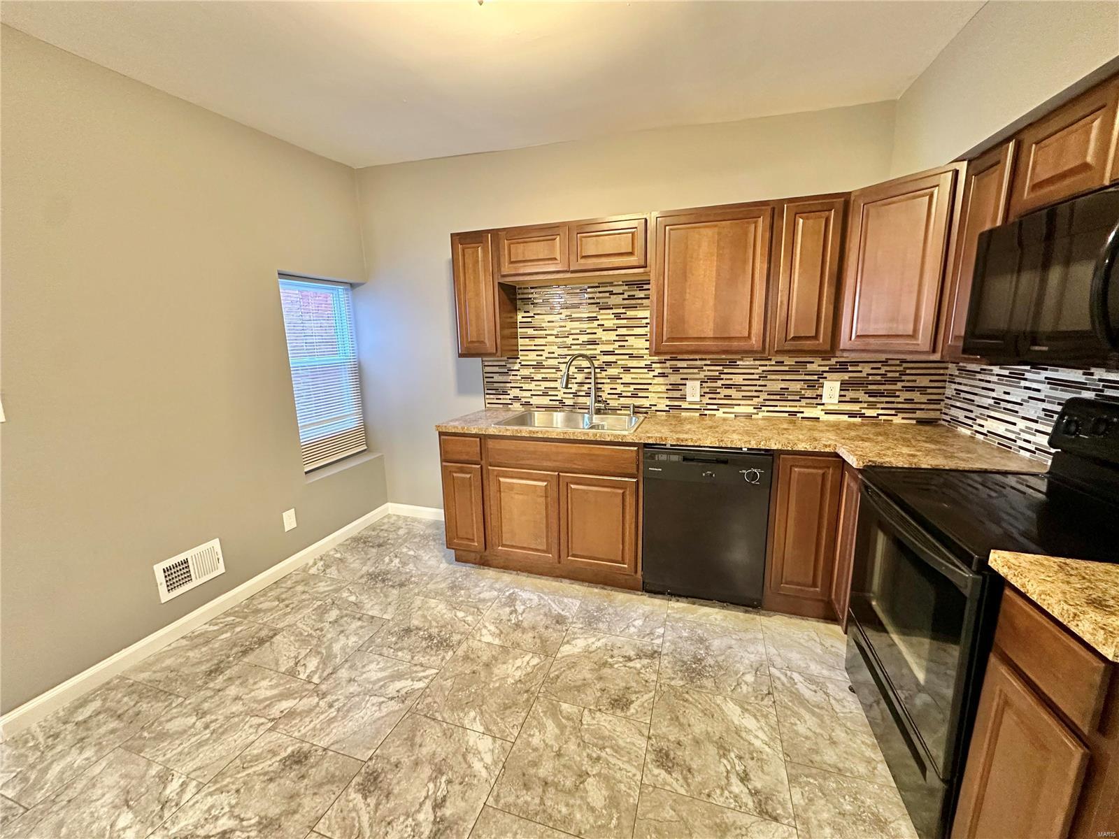 7816 Michigan Avenue Property Photo 7