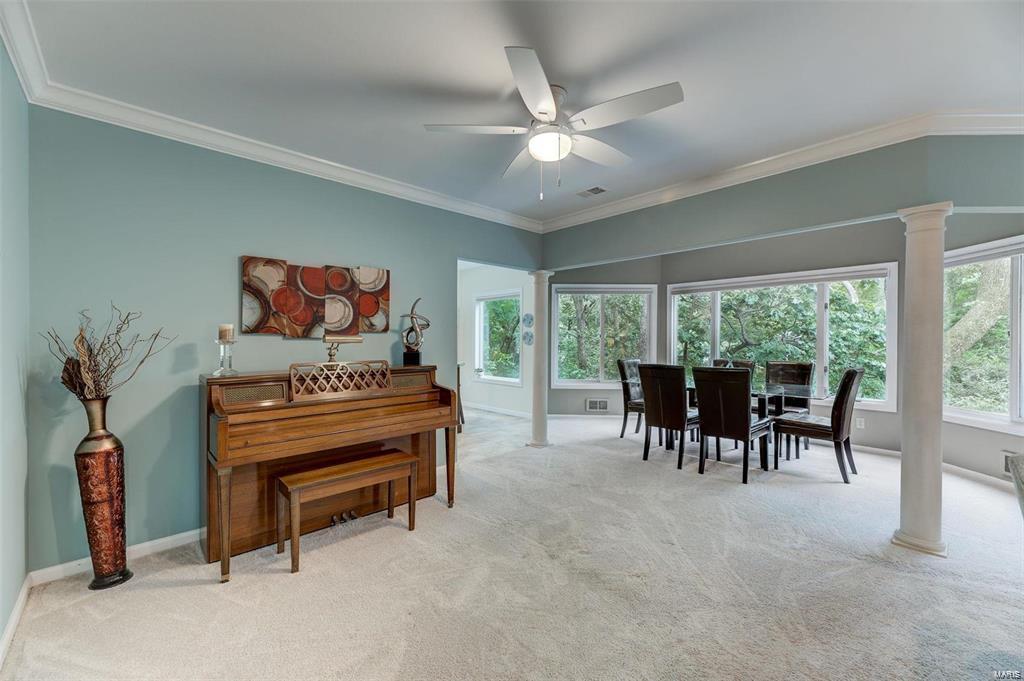 11920 Old Ballas Road 203 Property Photo 5