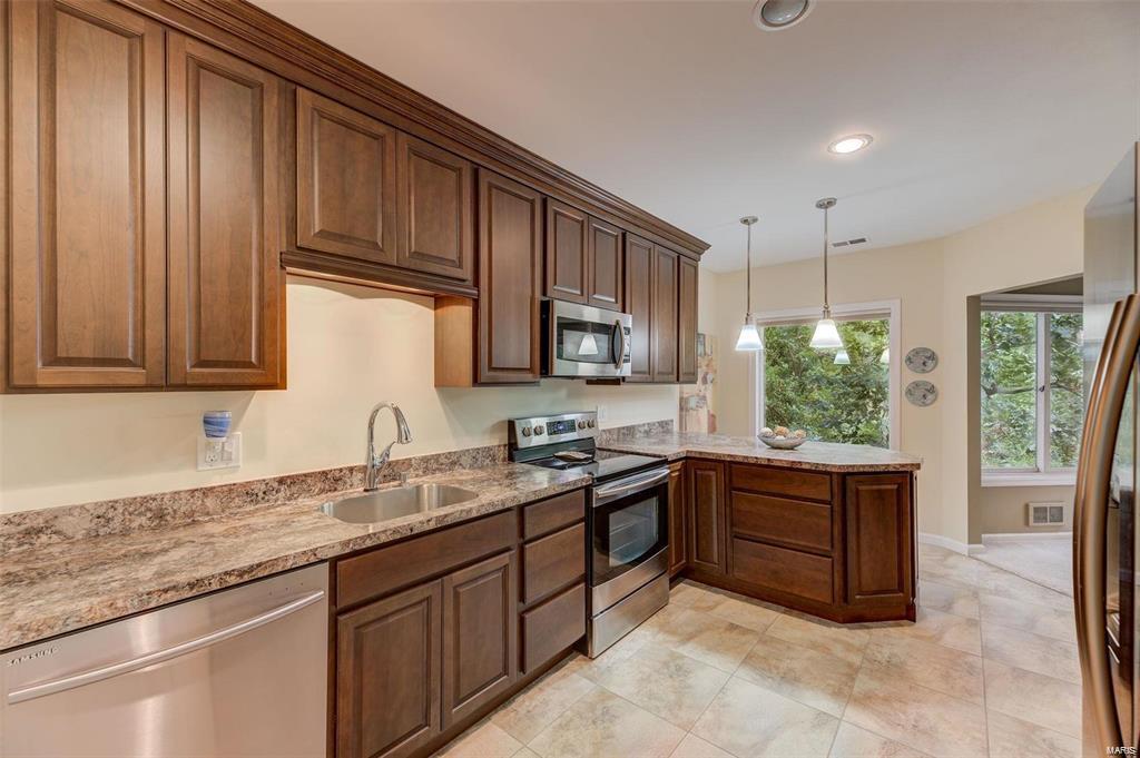 11920 Old Ballas Road 203 Property Photo 11