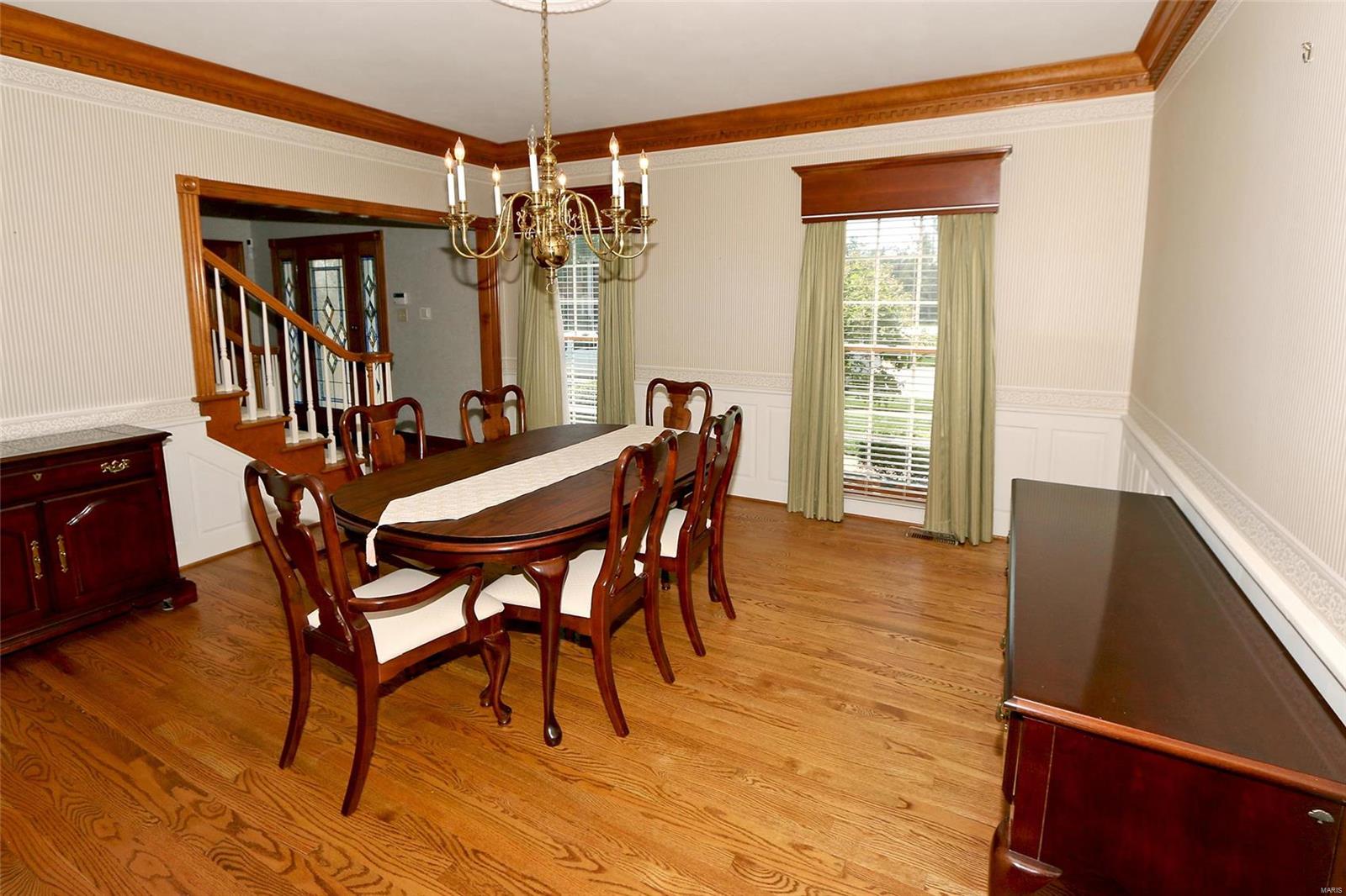 4966 Southridge Park Drive Property Photo 6