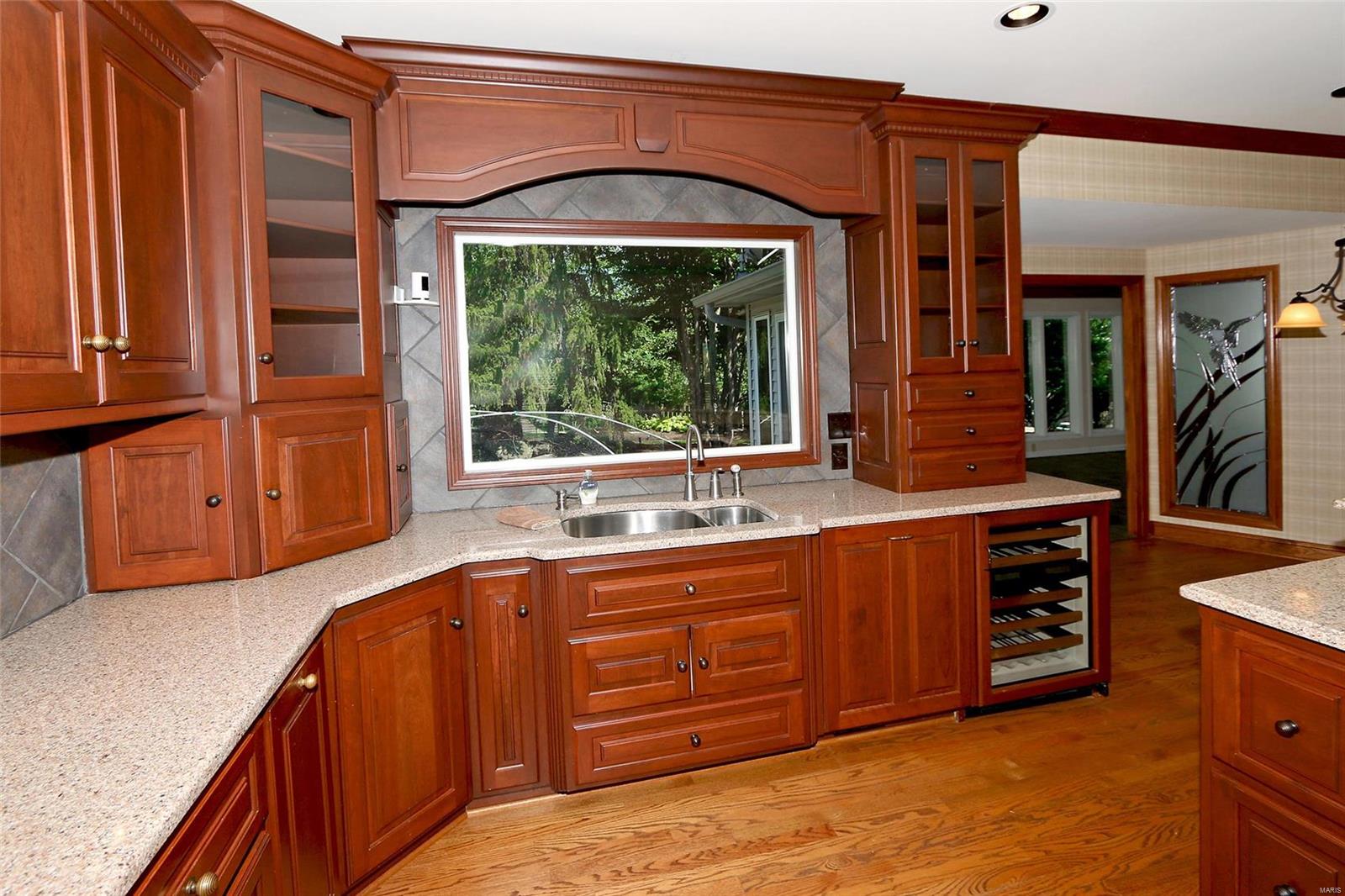 4966 Southridge Park Drive Property Photo 11
