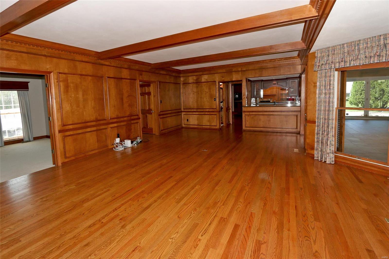 4966 Southridge Park Drive Property Photo 17