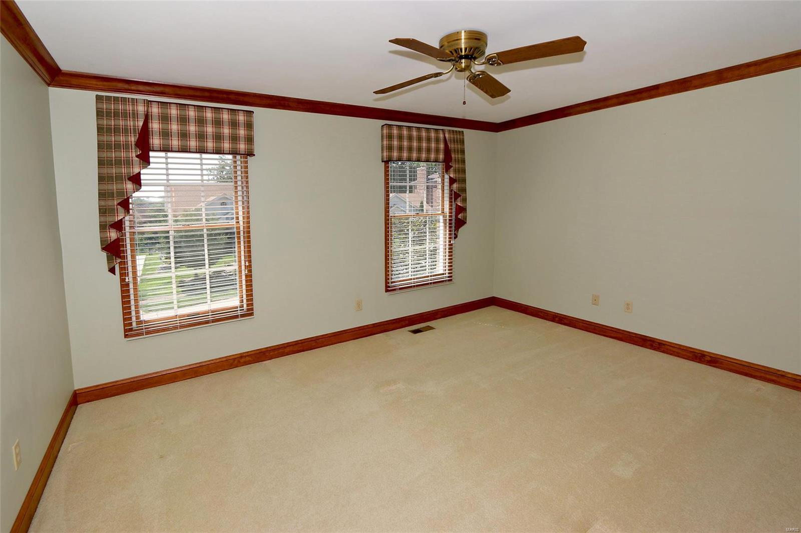 4966 Southridge Park Drive Property Photo 28