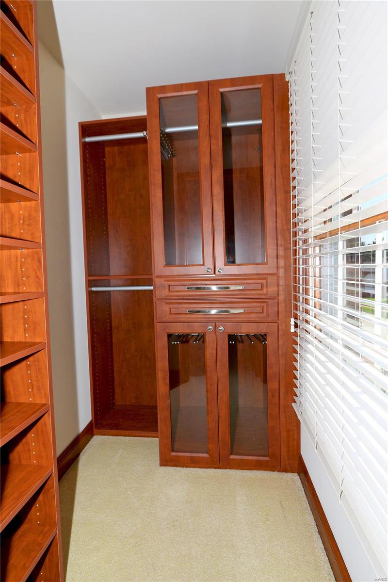 4966 Southridge Park Drive Property Photo 31