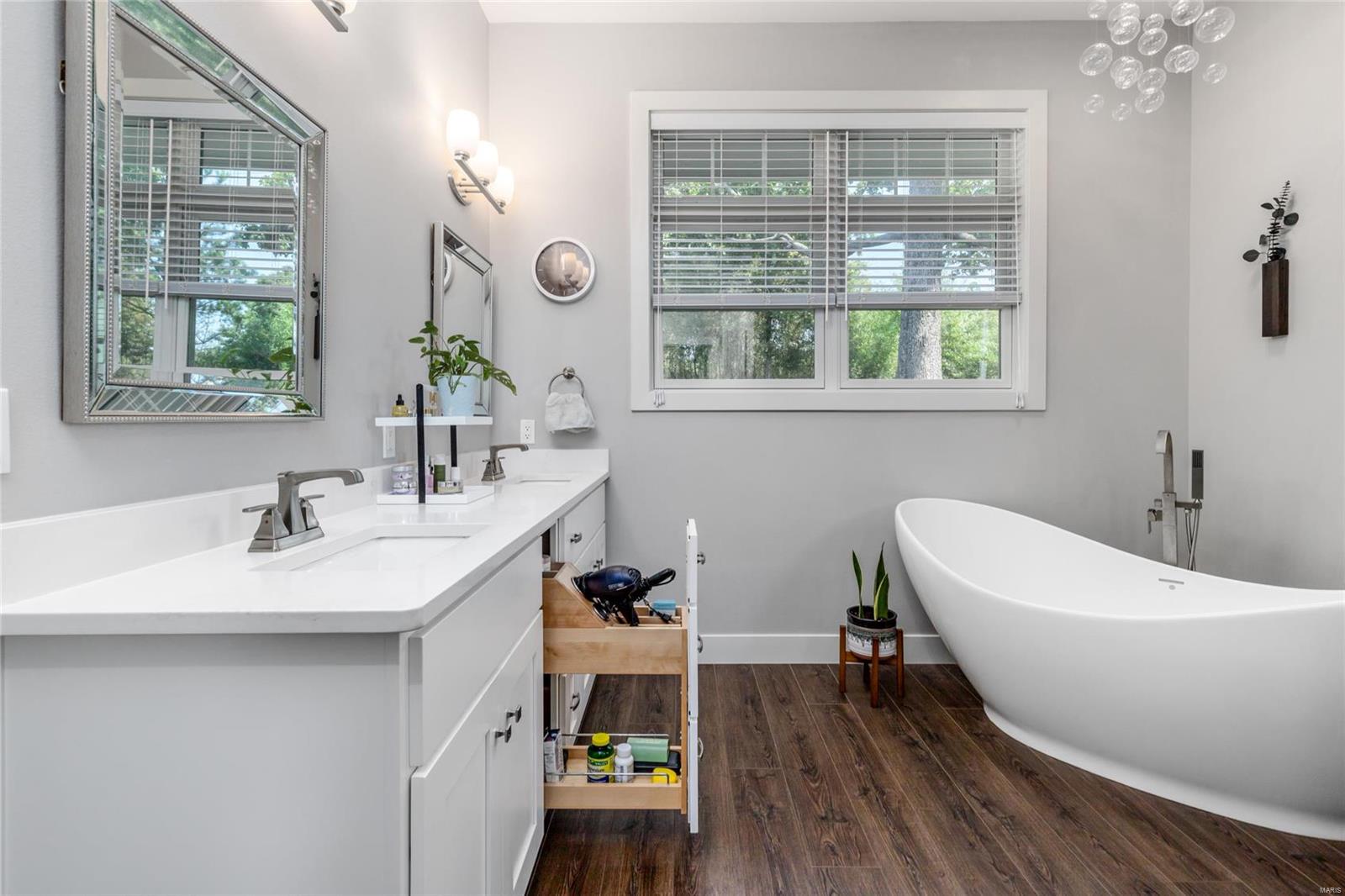 128 Jared Street Property Photo 25