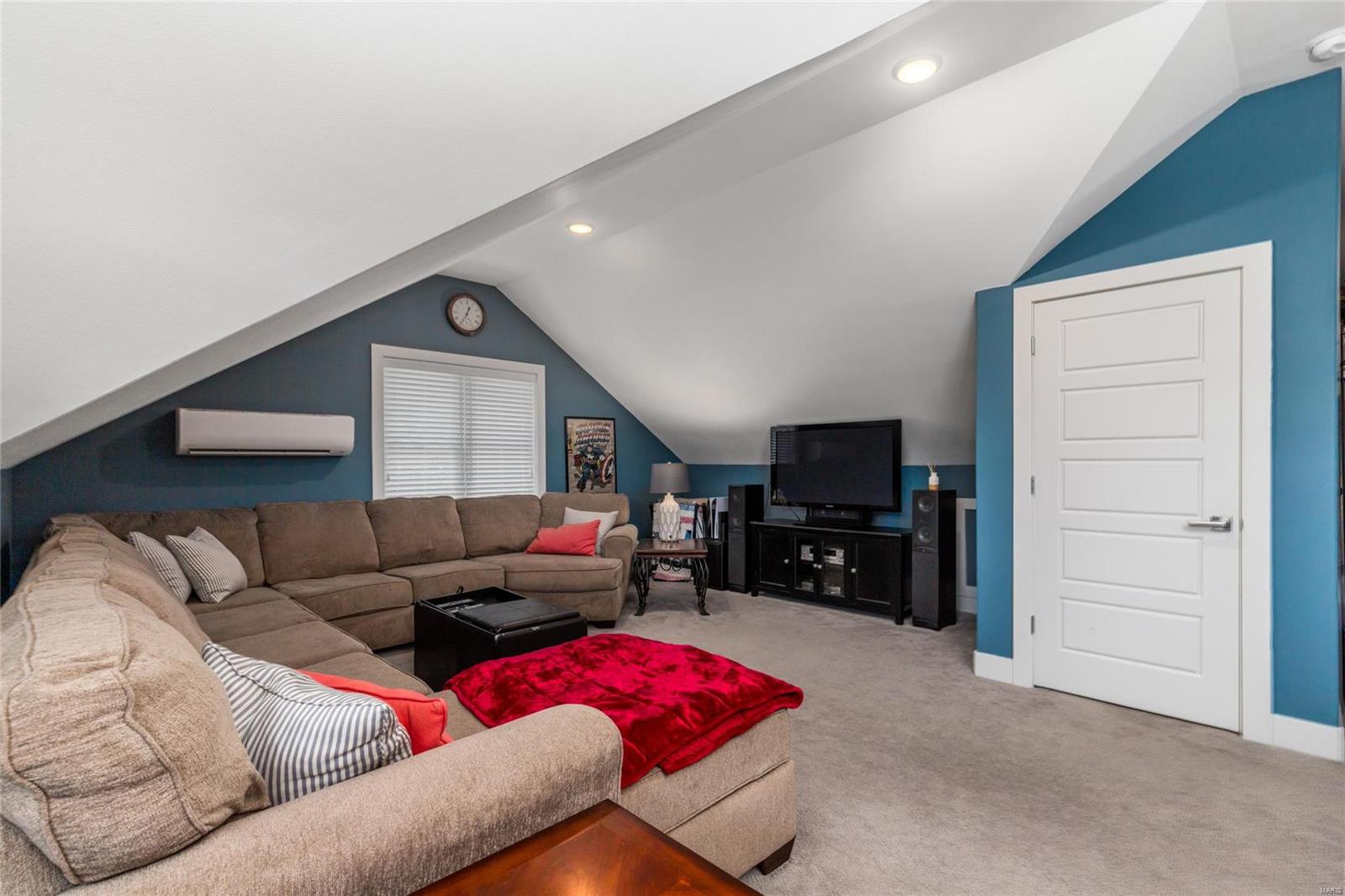 128 Jared Street Property Photo 38