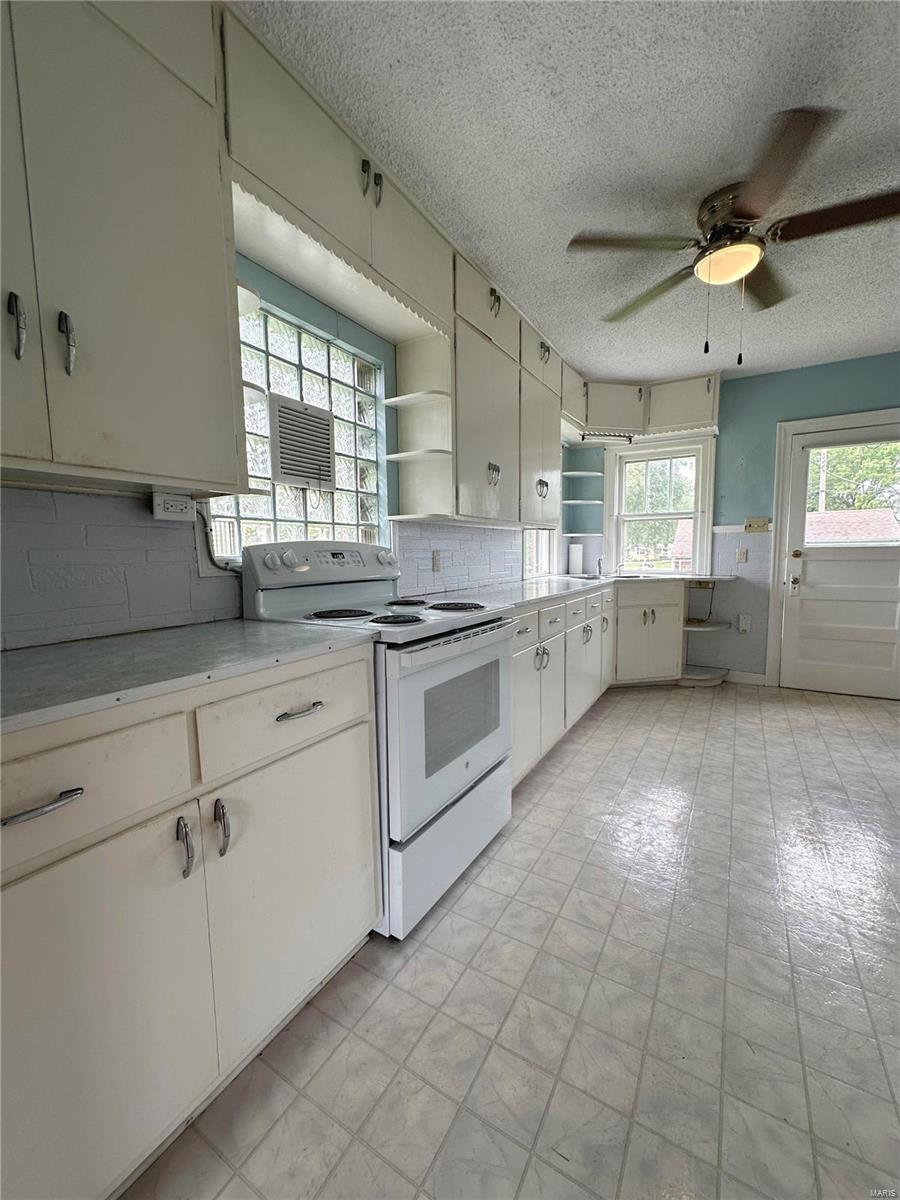401 S 4th Street Property Photo 12