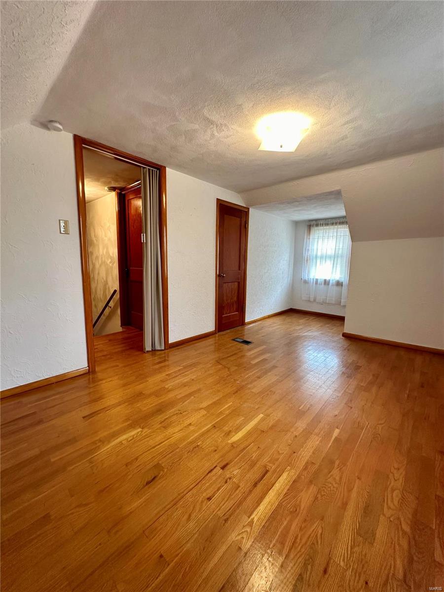 401 S 4th Street Property Photo 14