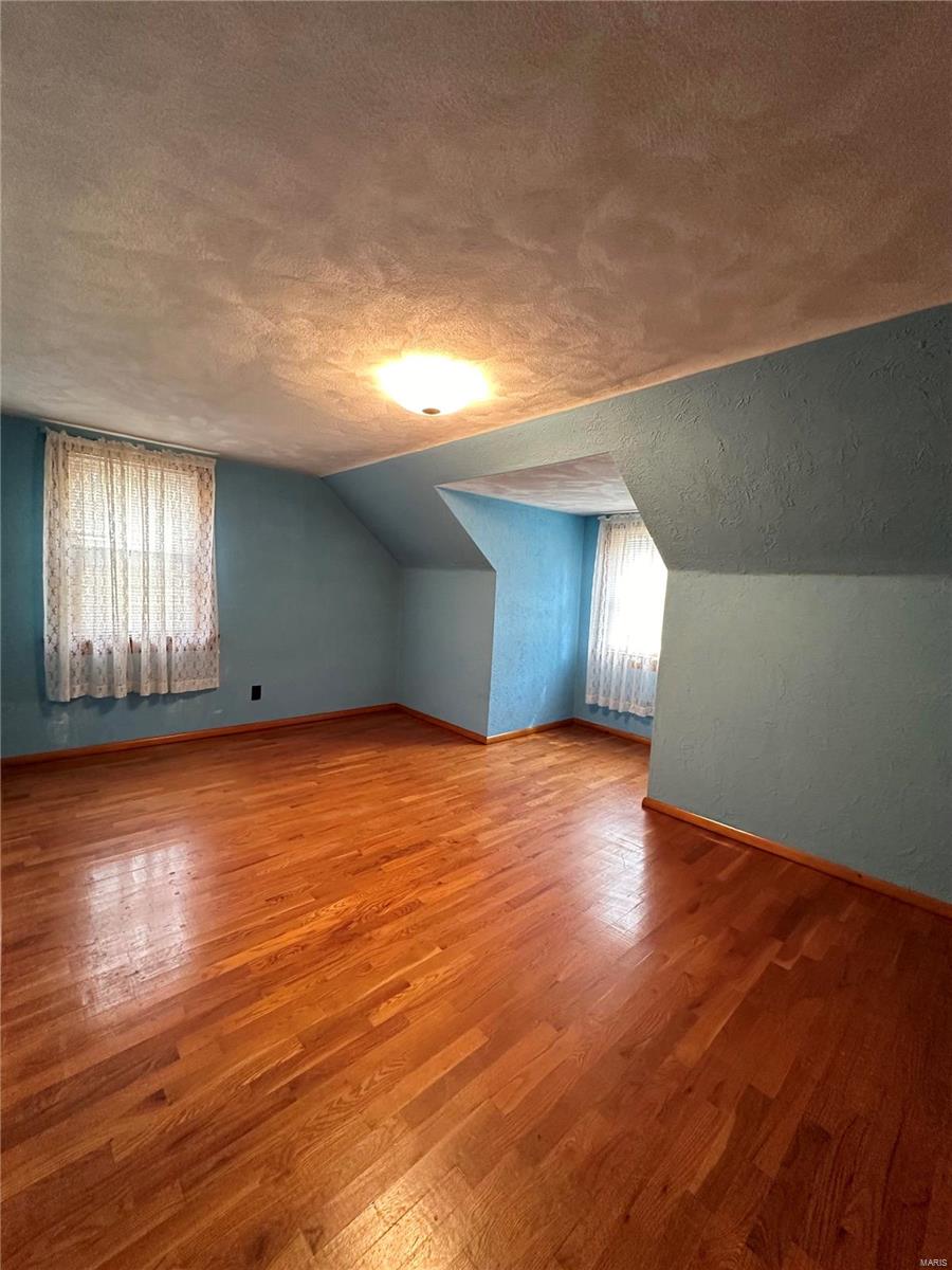 401 S 4th Street Property Photo 17