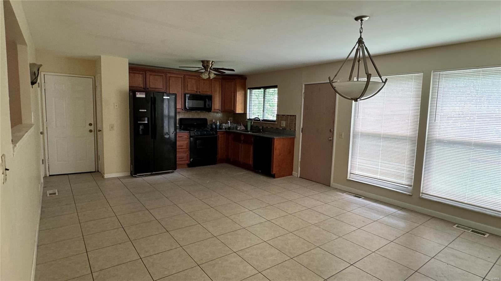 2080 Huntington Drive Property Photo 23