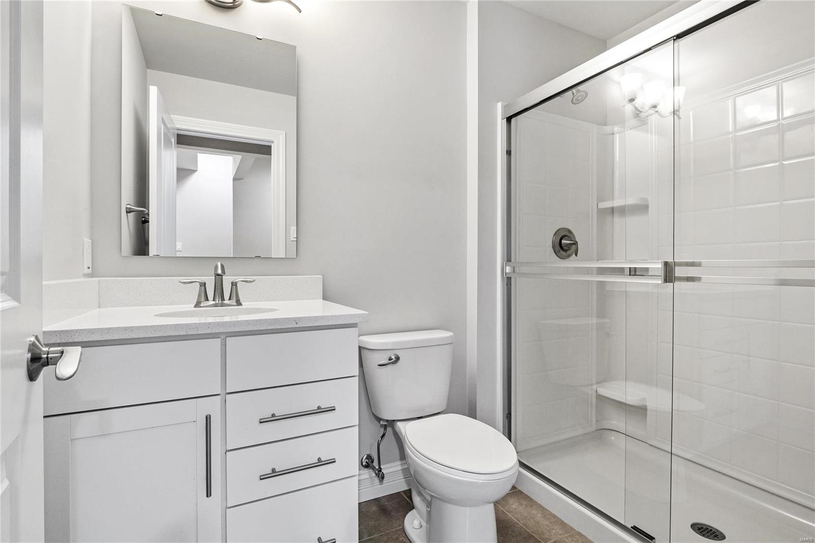 1105 E Linden Avenue Property Photo 7