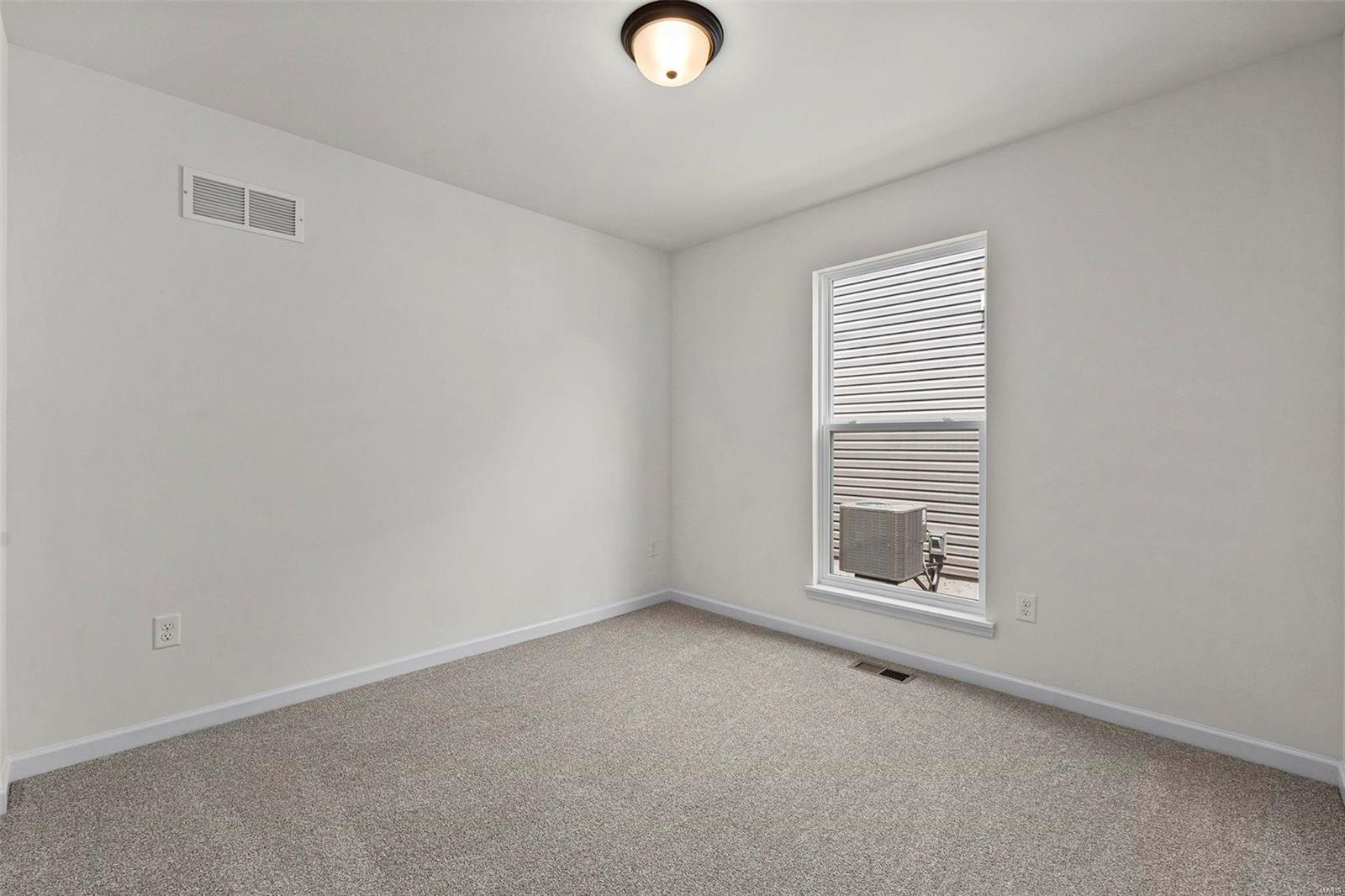 509 Founders Way Property Photo 6