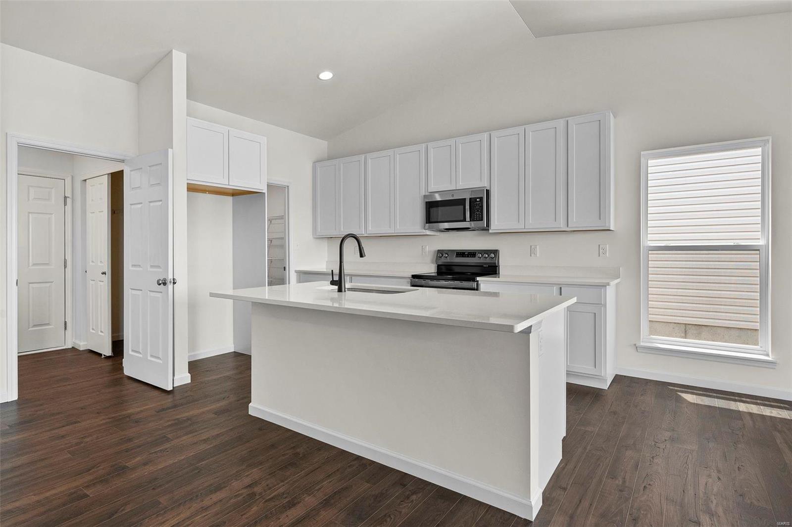 509 Founders Way Property Photo 10
