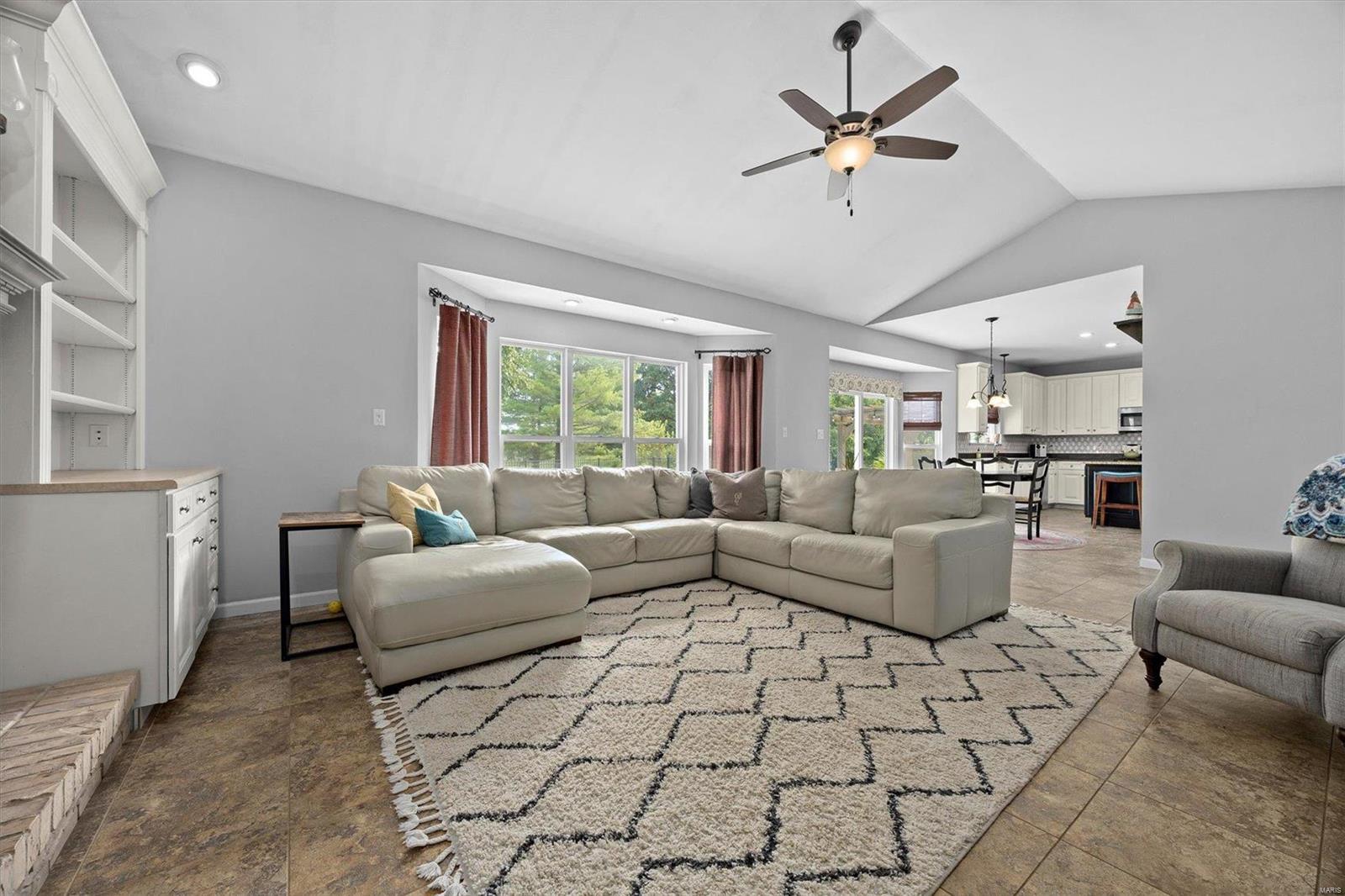 7 10th Fairway Court Property Photo 13