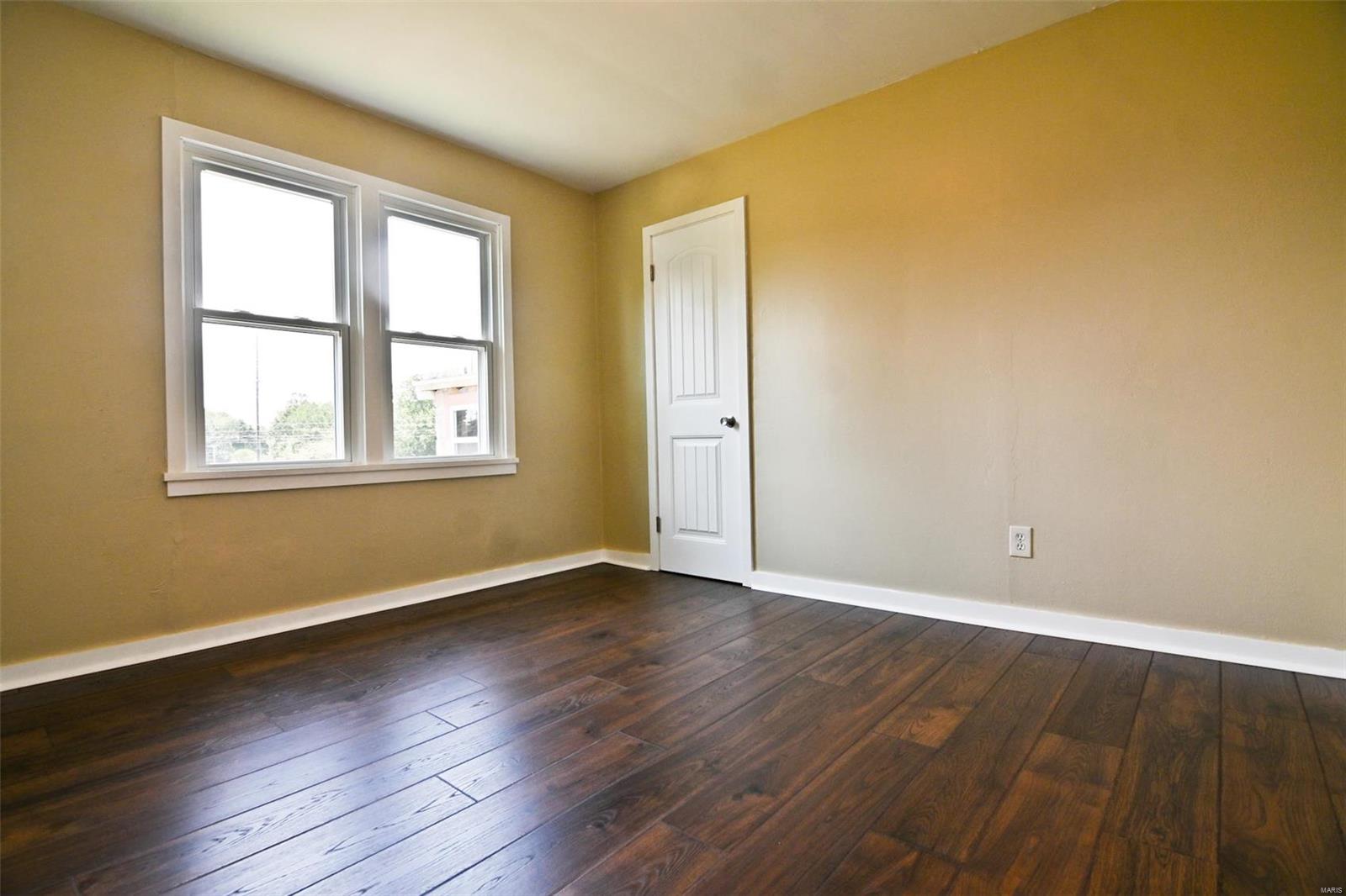 791 N Adams Avenue Property Photo 20