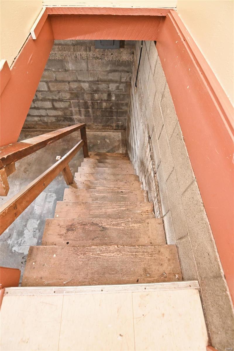 791 N Adams Avenue Property Photo 26