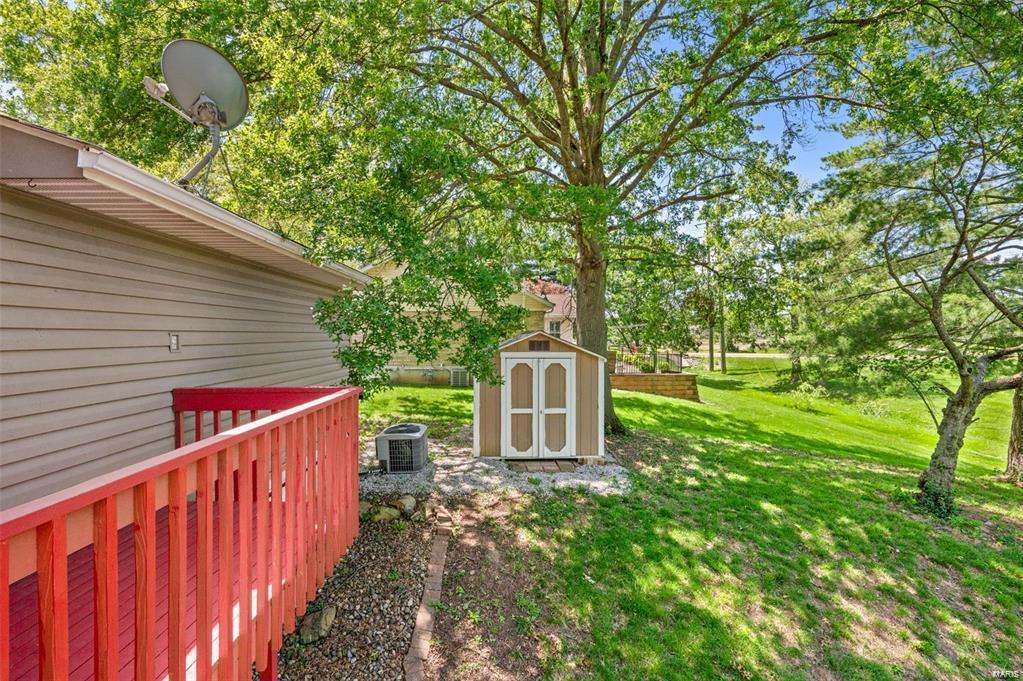 6 Sandwedge Drive Property Photo 3