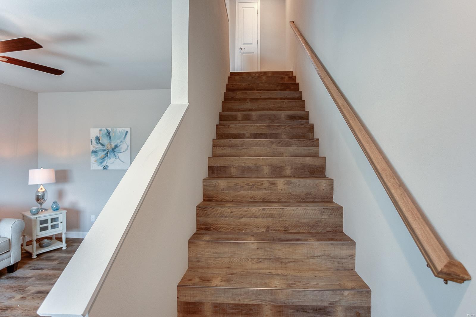 208 Coral Sea Way G Property Photo 5