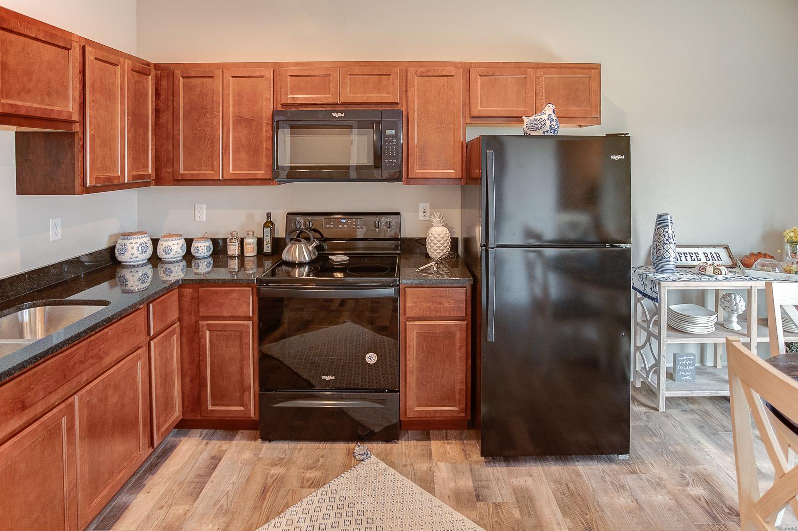 208 Coral Sea Way G Property Photo 12
