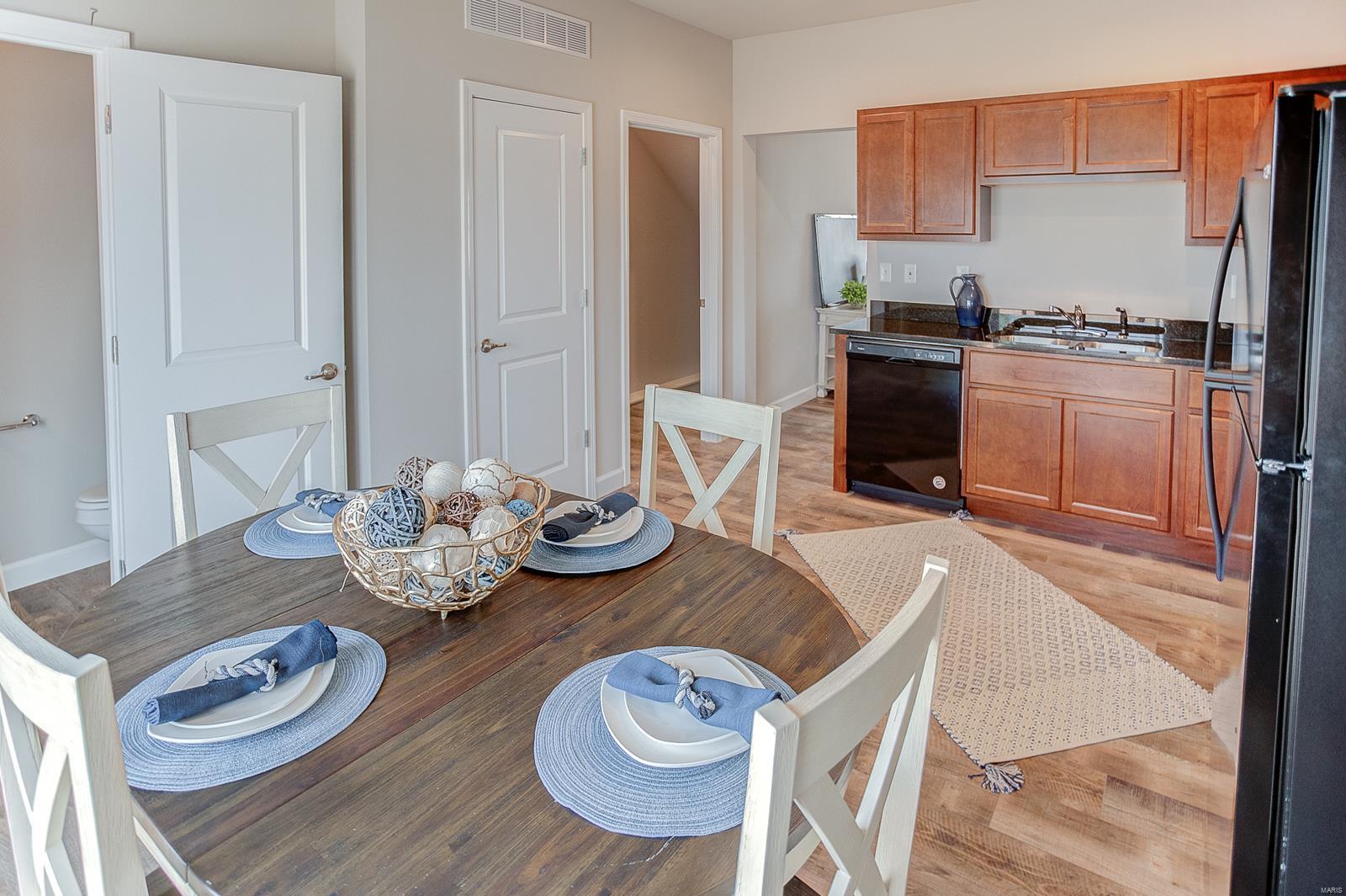 208 Coral Sea Way G Property Photo 15