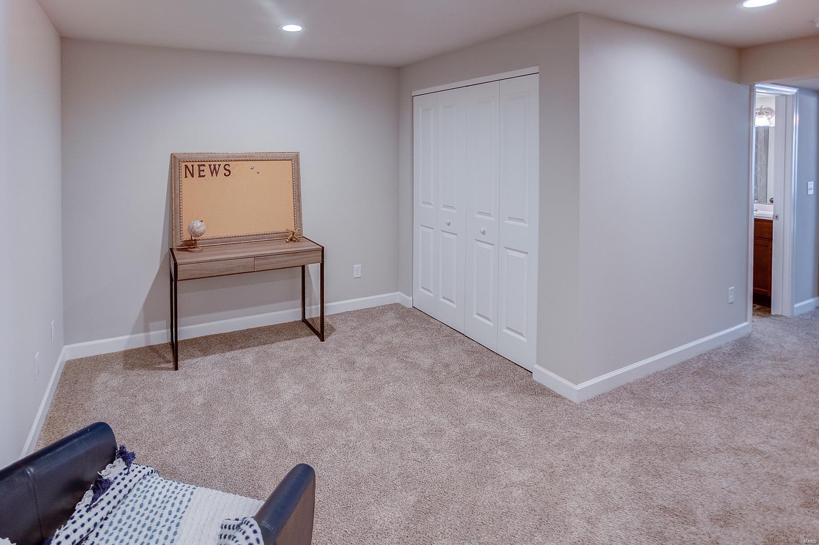 208 Coral Sea Way G Property Photo 18