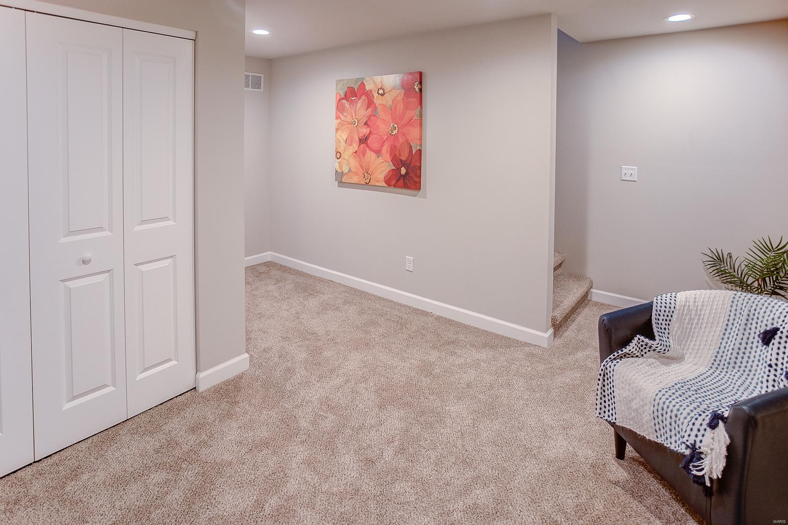 208 Coral Sea Way G Property Photo 19