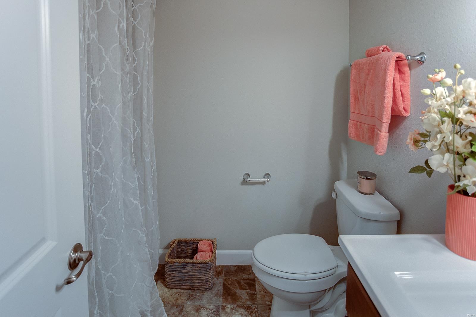 208 Coral Sea Way G Property Photo 24