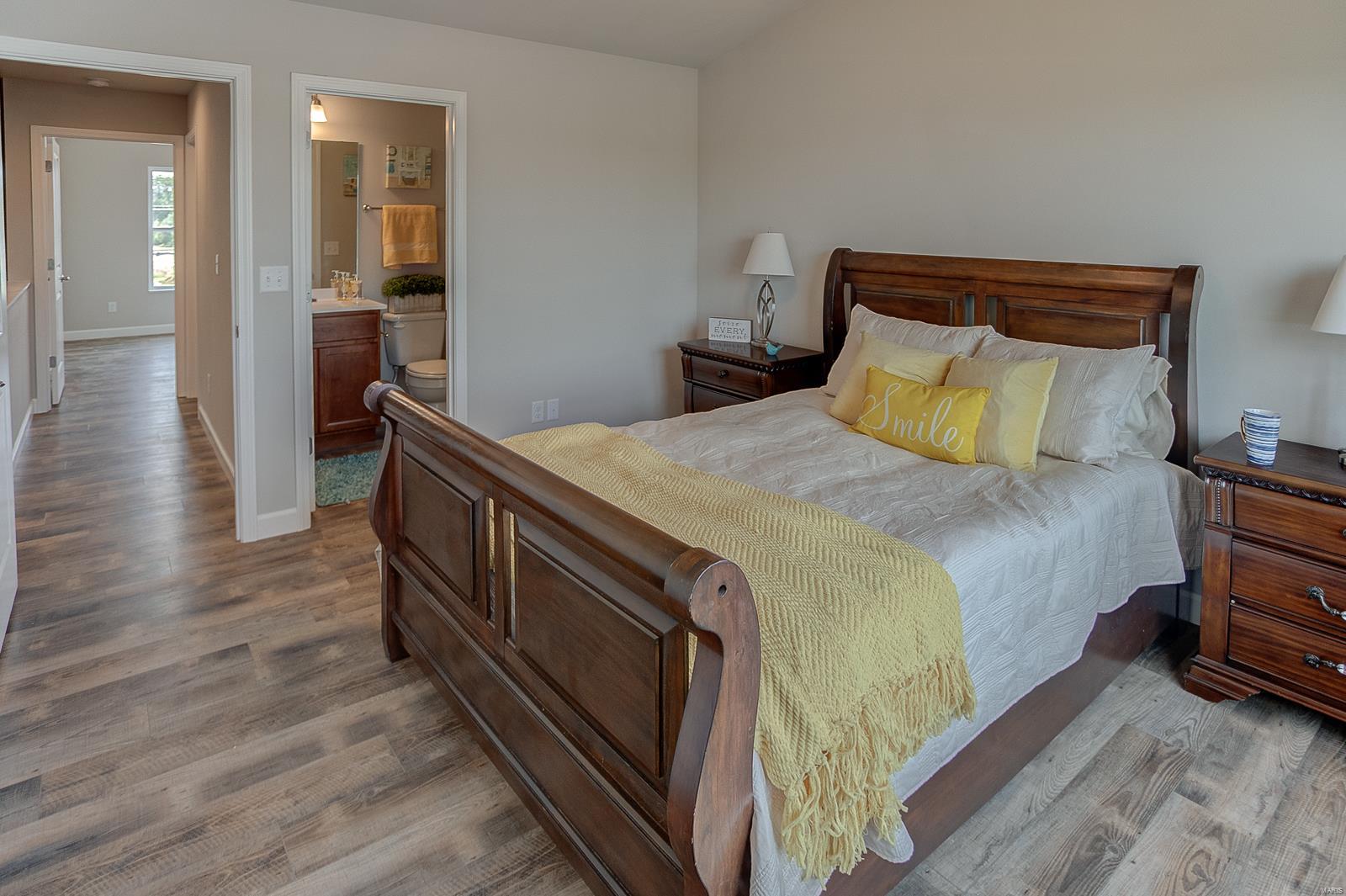 208 Coral Sea Way G Property Photo 26