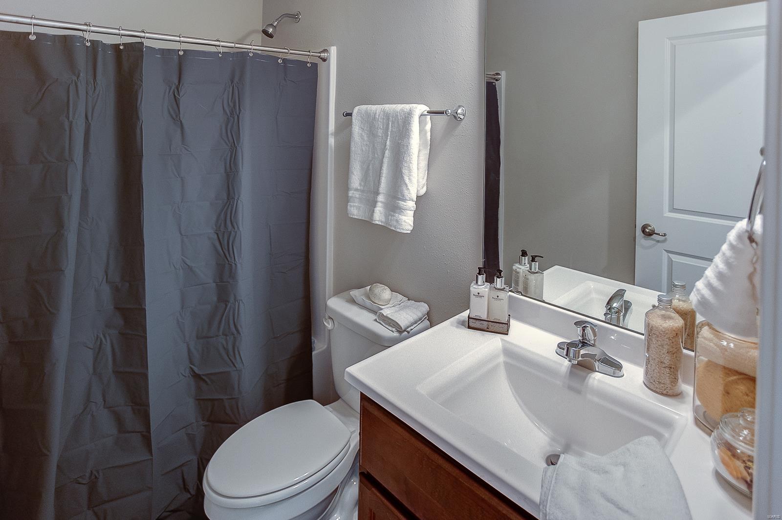 208 Coral Sea Way G Property Photo 30