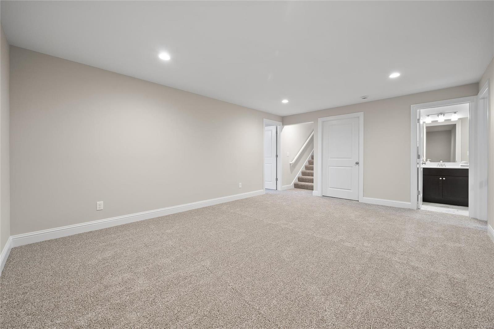 972 Brookfield Chase Ct Property Photo 26