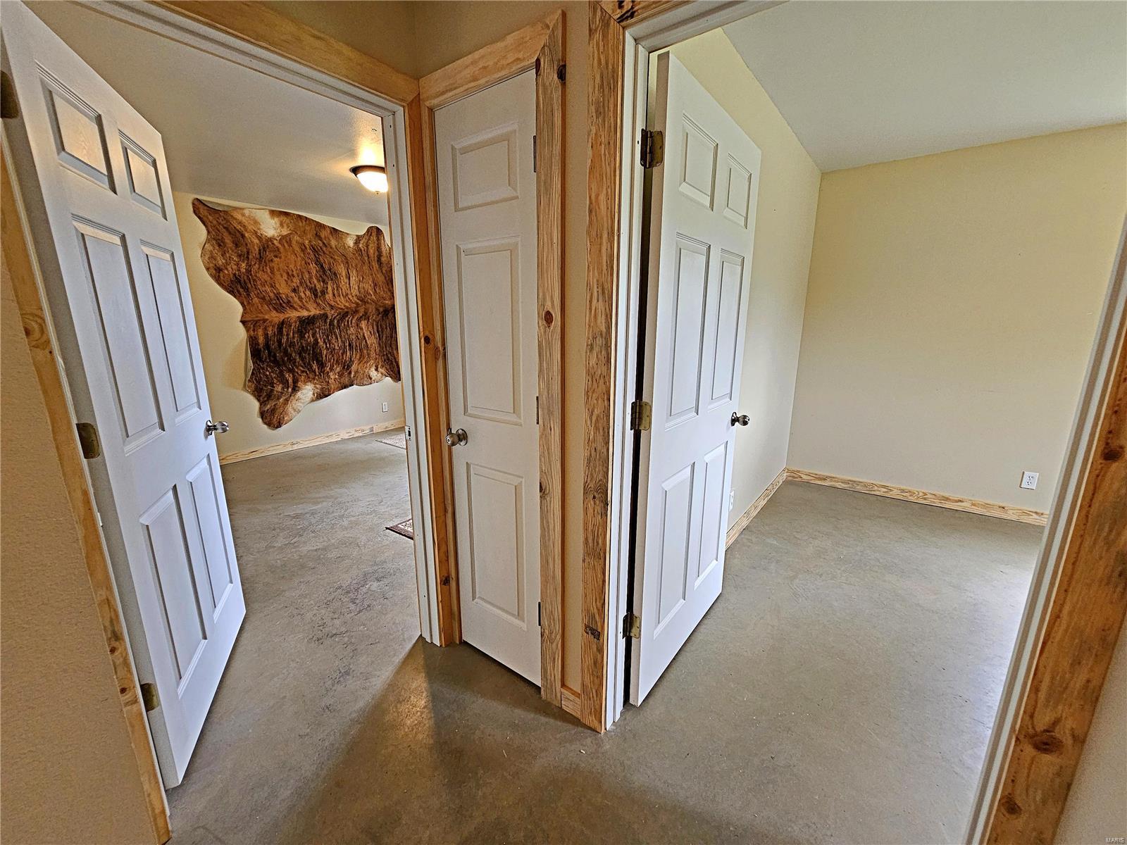 21019 Scenic Road Property Photo 34