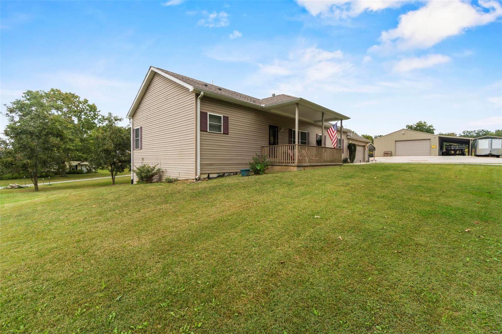 1932 Roth Drive Property Photo 3