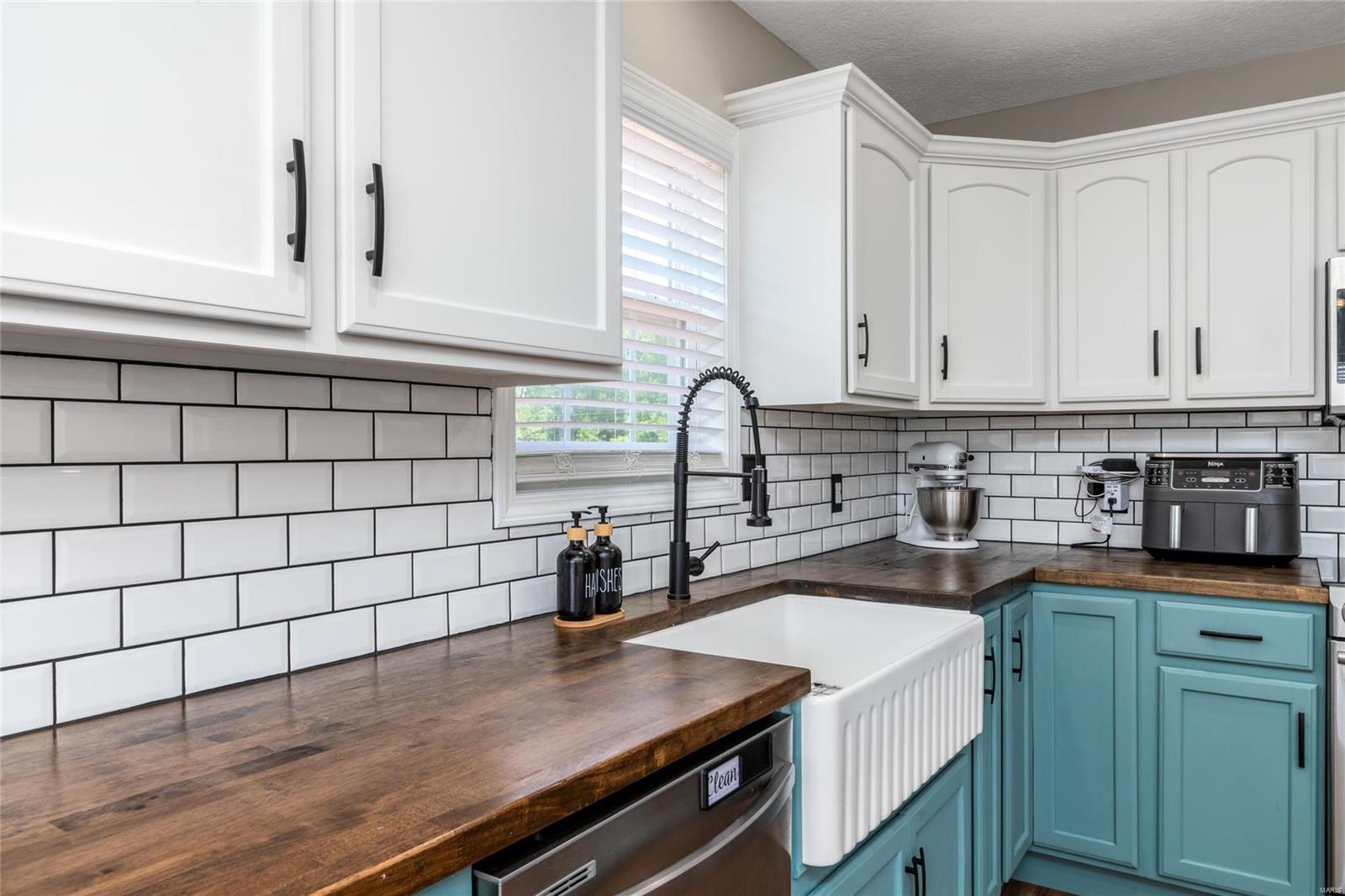 14110 Lancaster Lane Property Photo 10