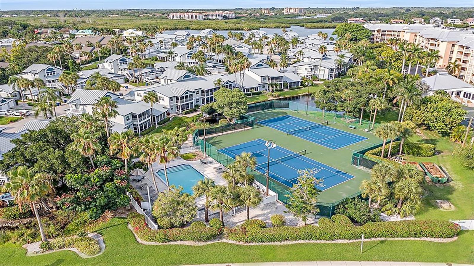 1360 Siesta Bayside Dr #1360-d Property Photo 3