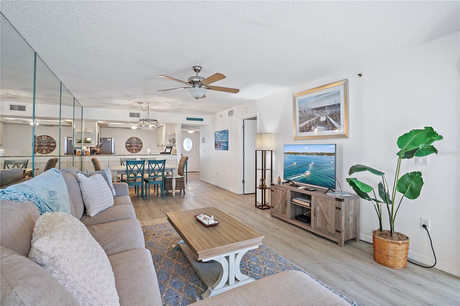 1374 Siesta Bayside Dr #1374-d Property Photo 9