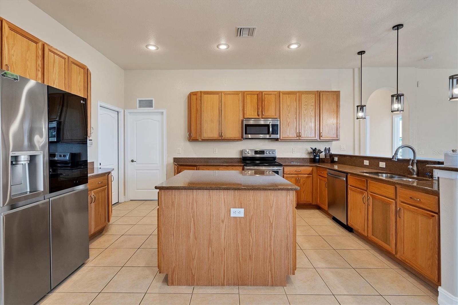 24017 Peppercorn Rd Property Photo 8