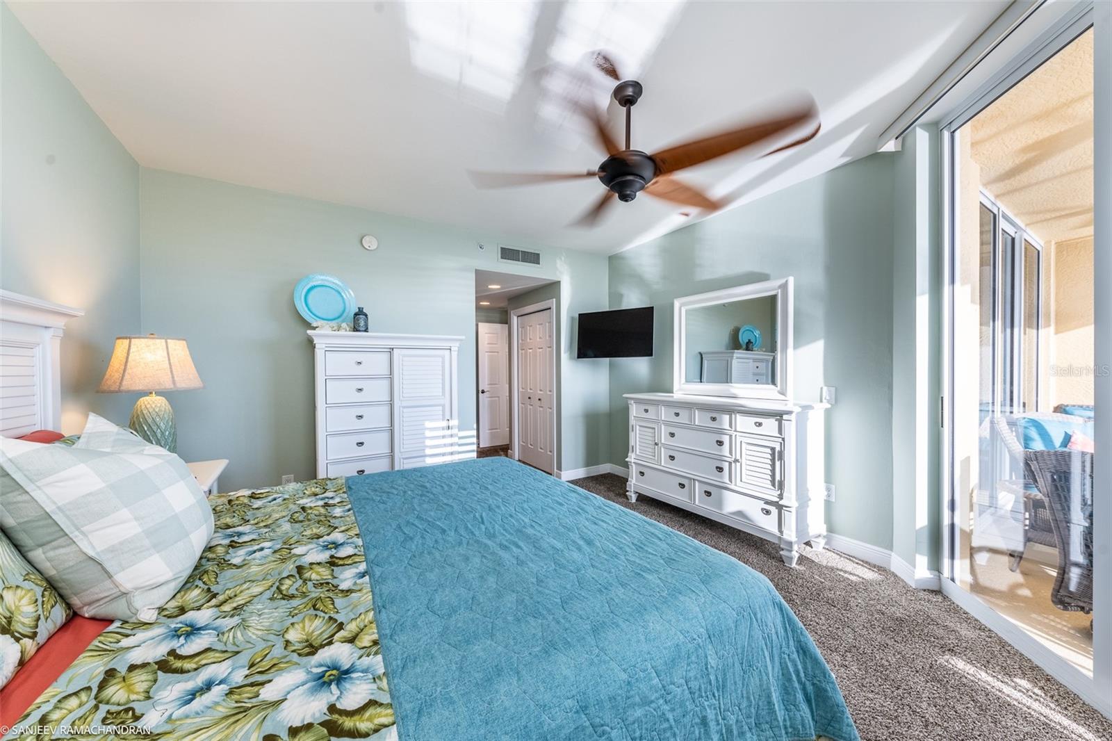 3313 Sunset Key Cir #402 Property Photo 30