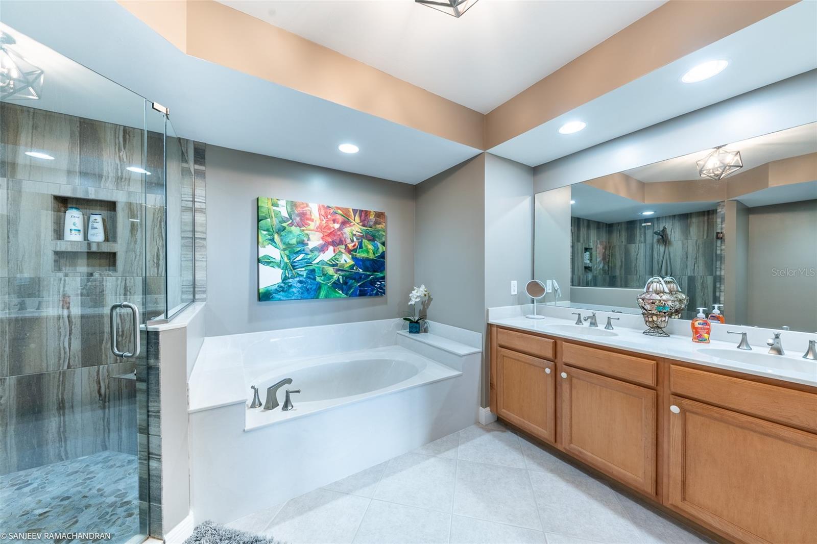 3313 Sunset Key Cir #402 Property Photo 34