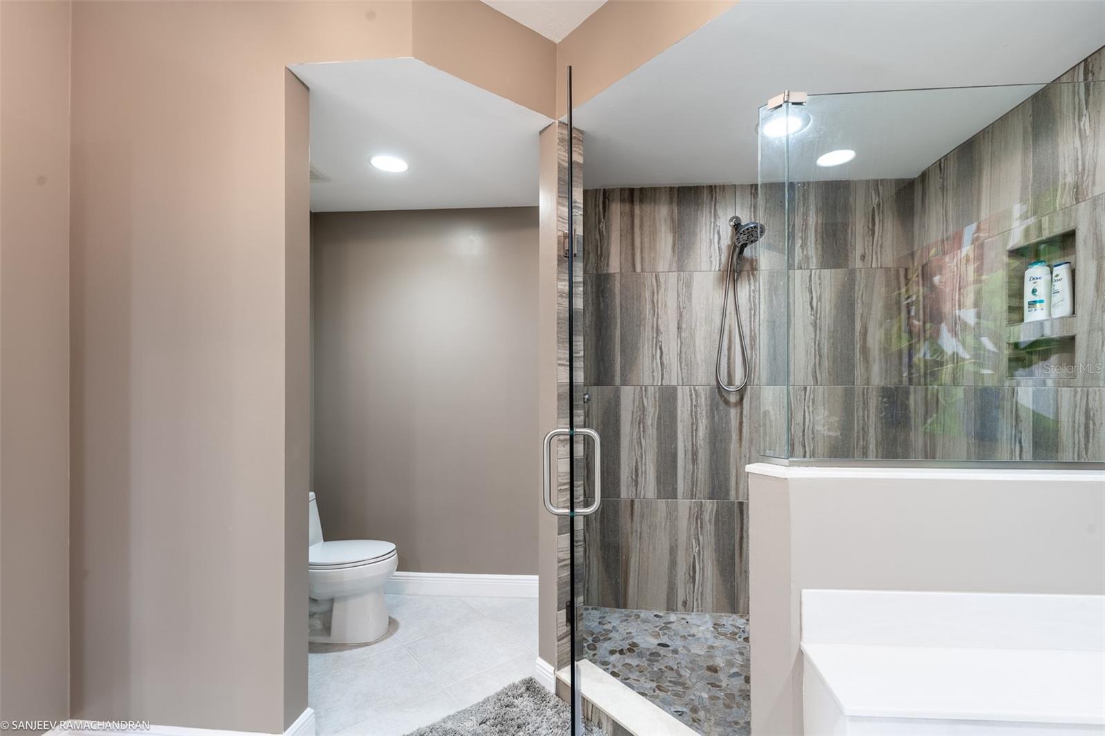 3313 Sunset Key Cir #402 Property Photo 36
