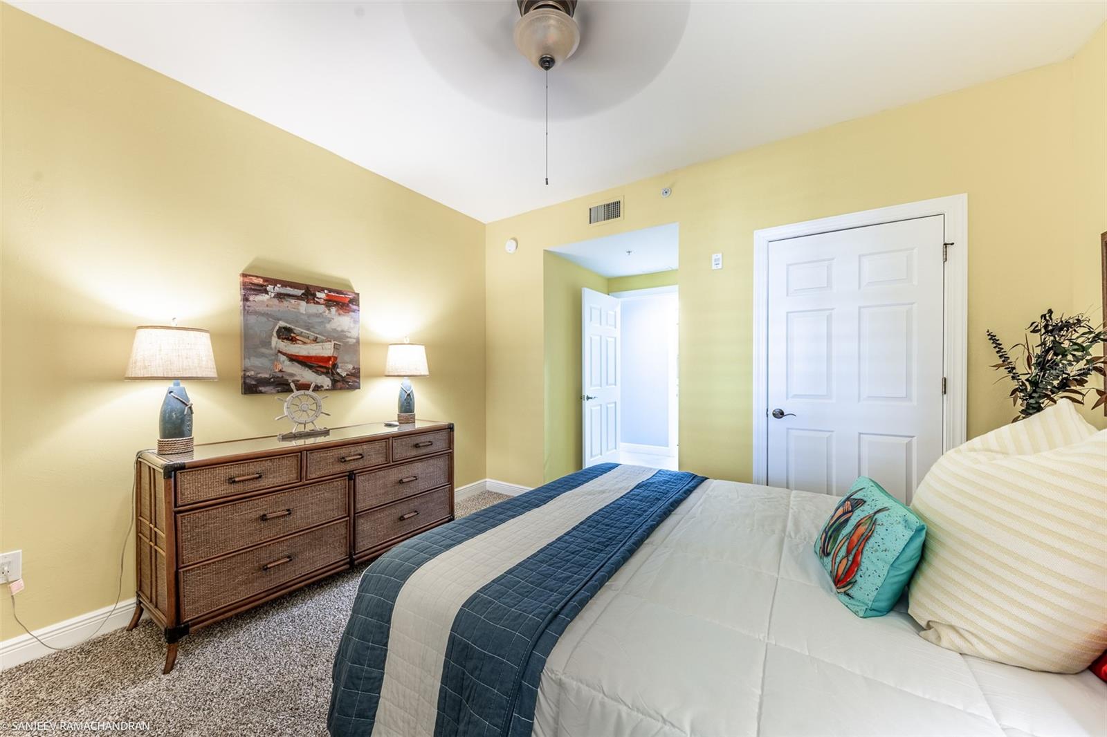 3313 Sunset Key Cir #402 Property Photo 39