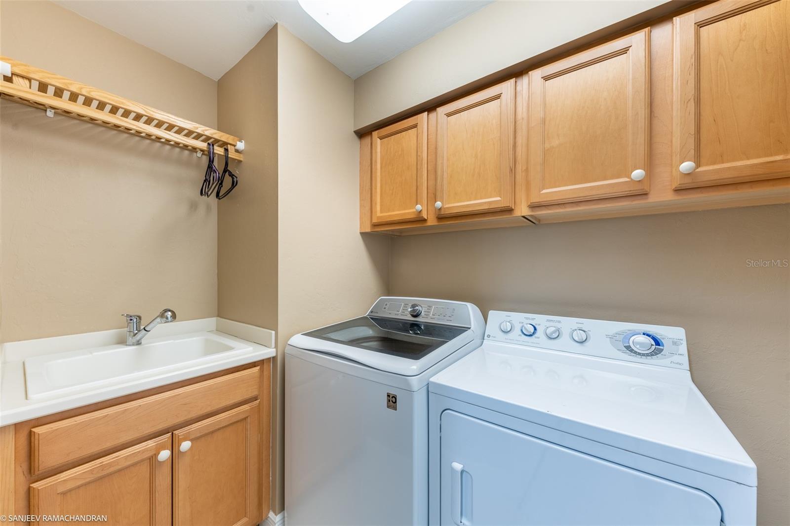 3313 Sunset Key Cir #402 Property Photo 40