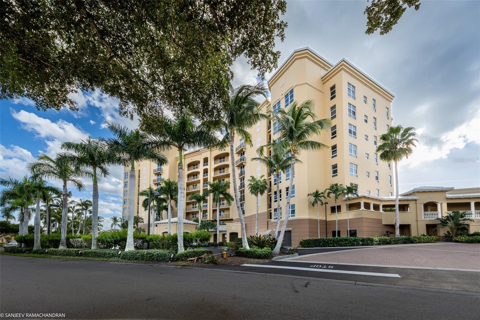 3313 Sunset Key Cir #402 Property Photo 44