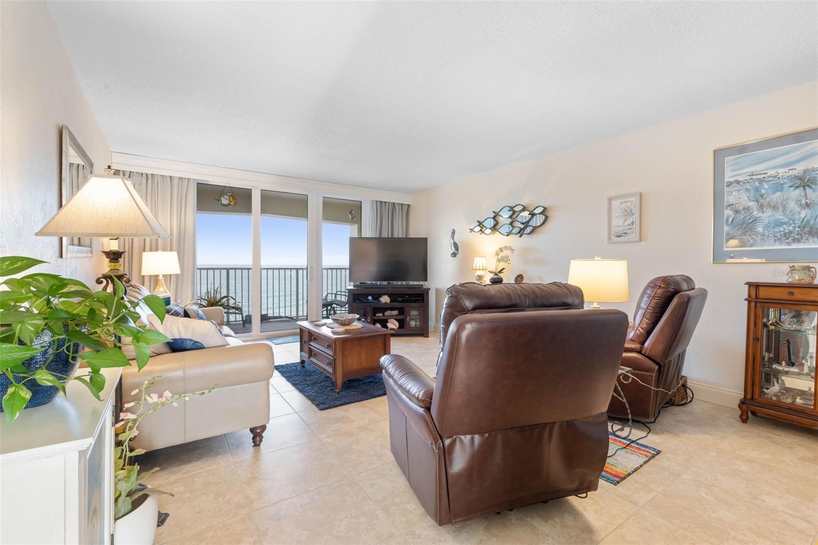 89 S Atlantic Ave #1004 Property Photo 7