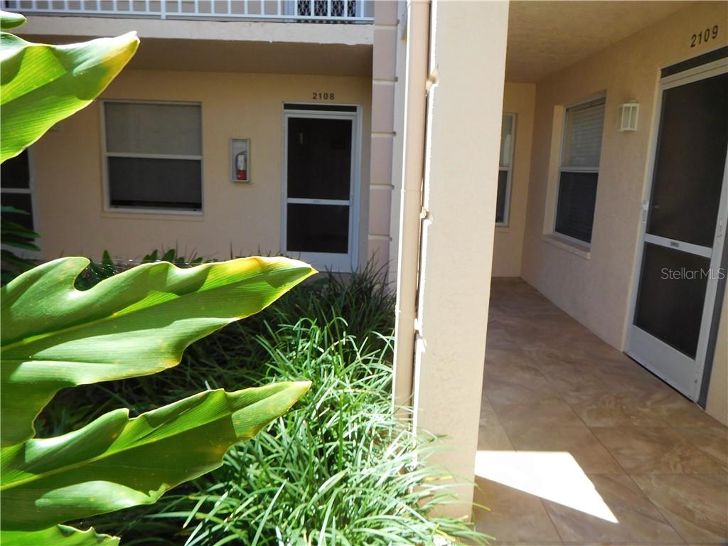 9320 Clubside Cir #2108 Property Photo 2