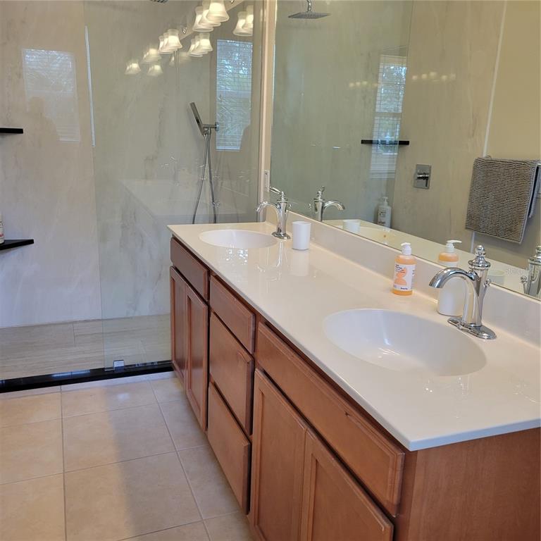 3756 82nd Avenue Cir E #101 Property Photo 10